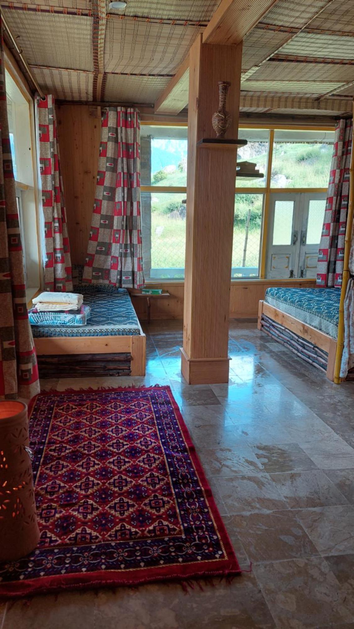 Khana Badosh Resort Kalam Екстер'єр фото